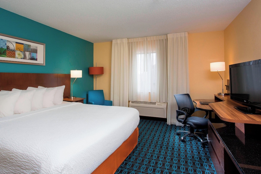 Wingate by Wyndham Oshkosh - photo 7