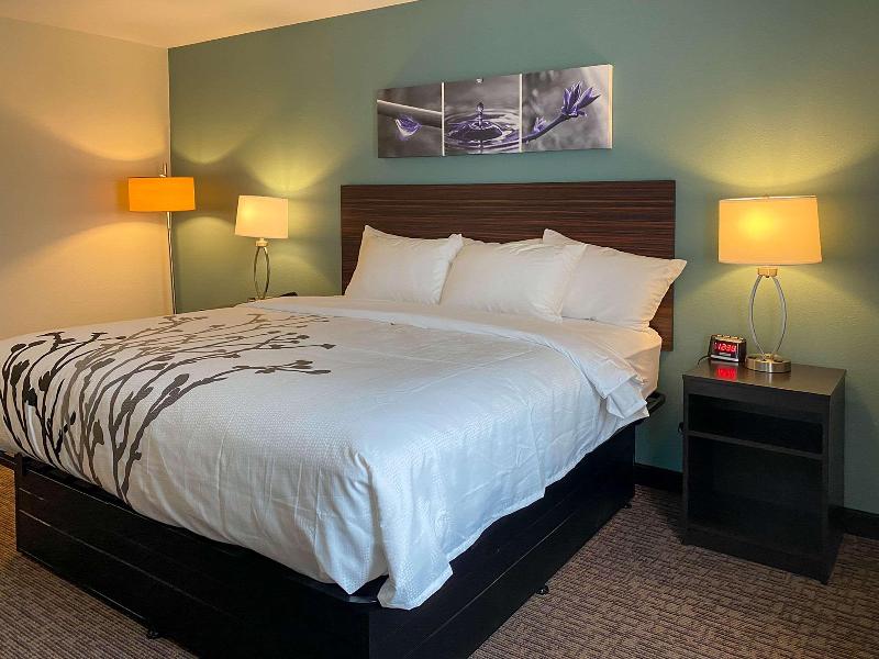 Sleep Inn & Suites Coliseum Area - photo 11