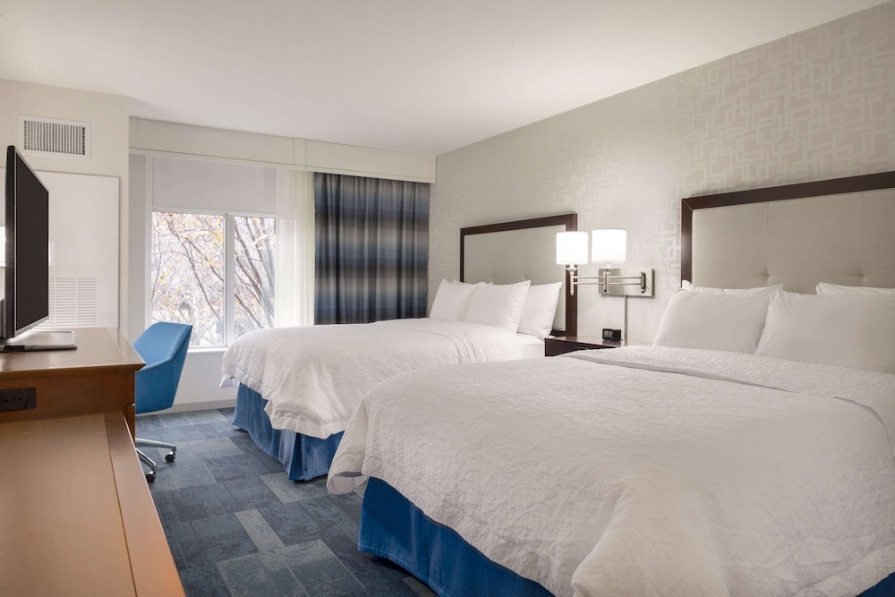 Hampton Inn & Suites Rosemont Chicago O'Hare - photo 12