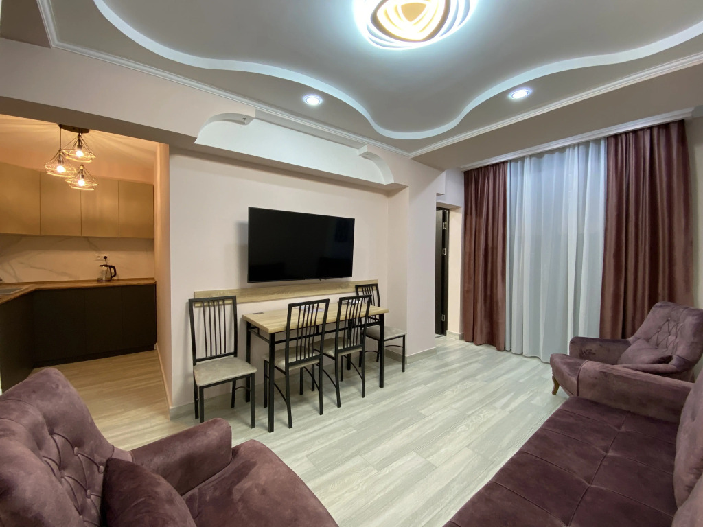 Beautiful Unique NEW eurorenovated apartment for rent in Sayat Nova street SN100 — 4-Star Luxury Hotel in Yerevan, Armenia