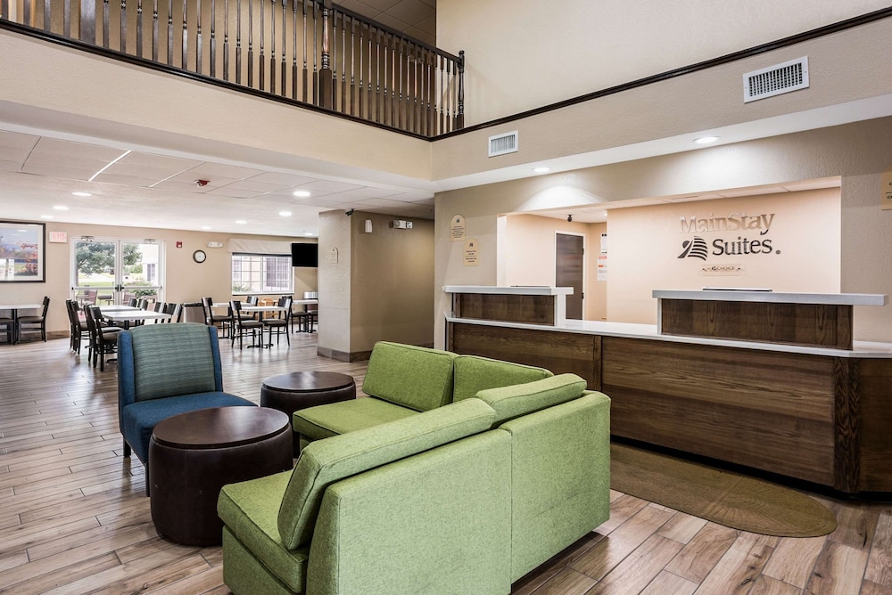 MainStay Suites Cedar Rapids North Marion - photo 4
