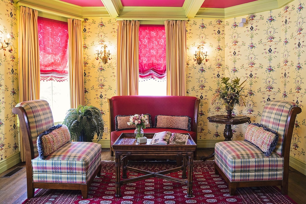 Beaufort Inn - photo 2