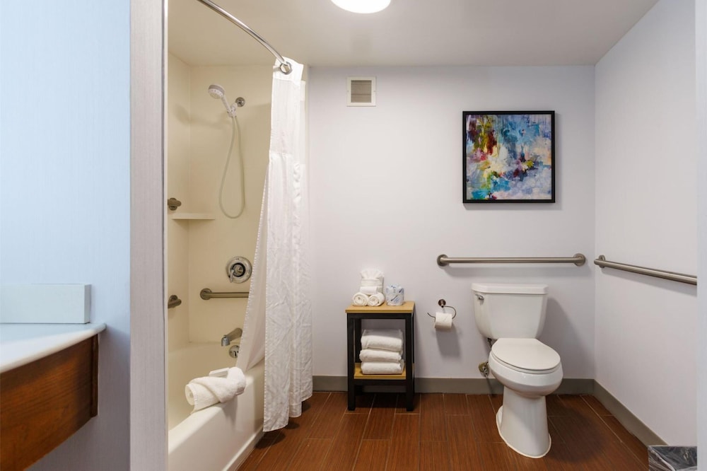 Hilton Garden Inn New York Staten Island - photo 29