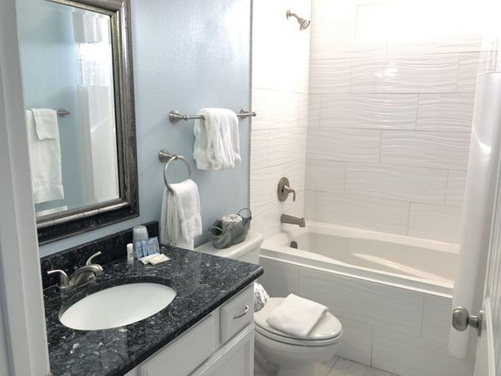 Beachgate CondoSuites & Motel - photo 112