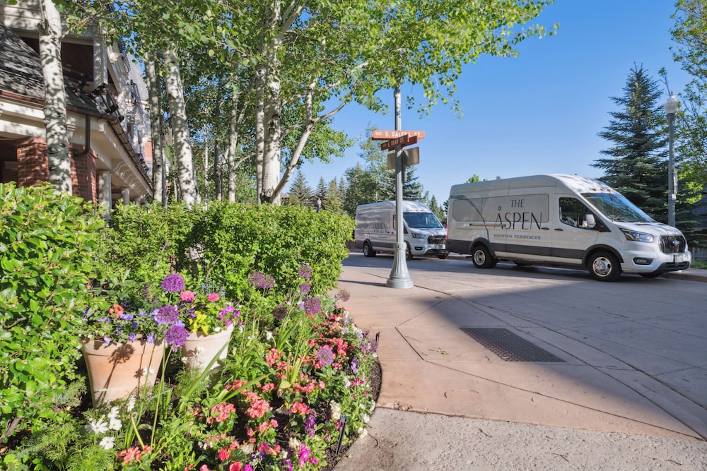 Hyatt Grand Aspen - photo 12