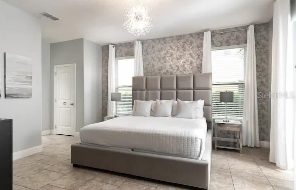 4147otd Solterra Resort 6 Bedroom Home - photo 4