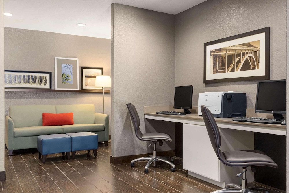 Country Inn & Suites by Radisson Flagstaff AZ - photo 22