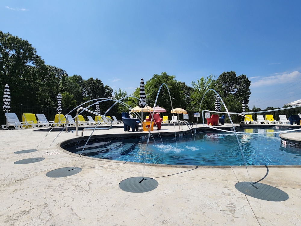 The Lakehouse Inn at Sledd Creek - photo 36