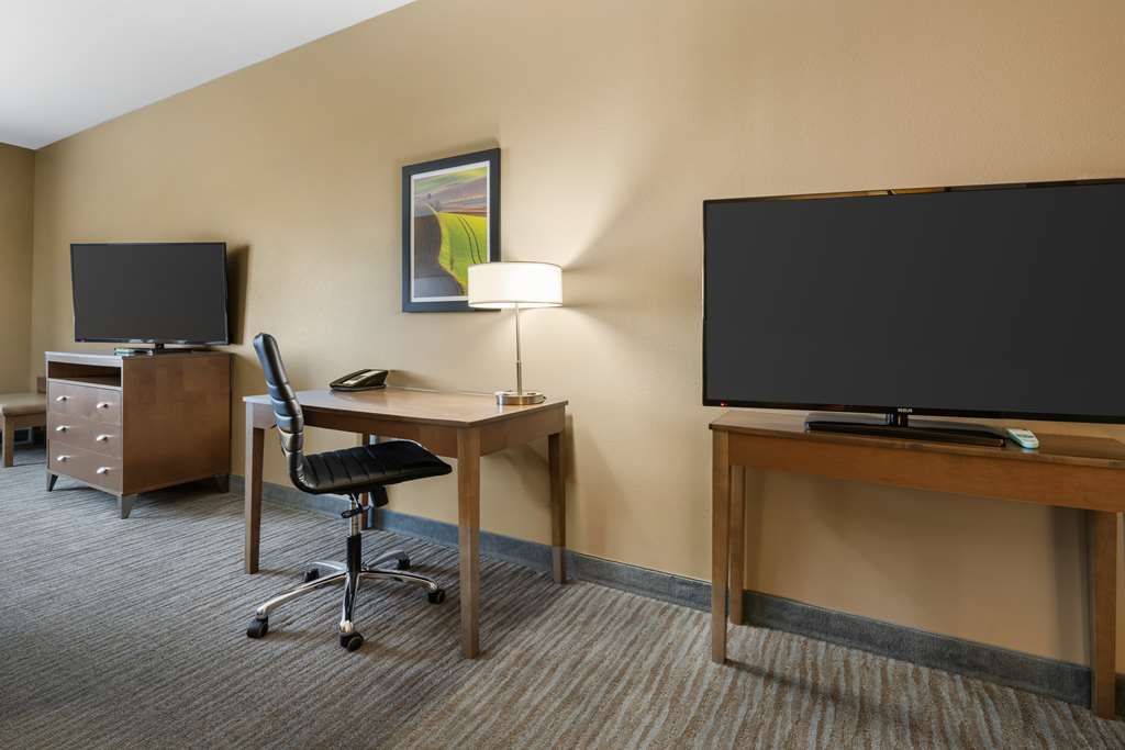 Best Western Plus Jefferson - photo 17