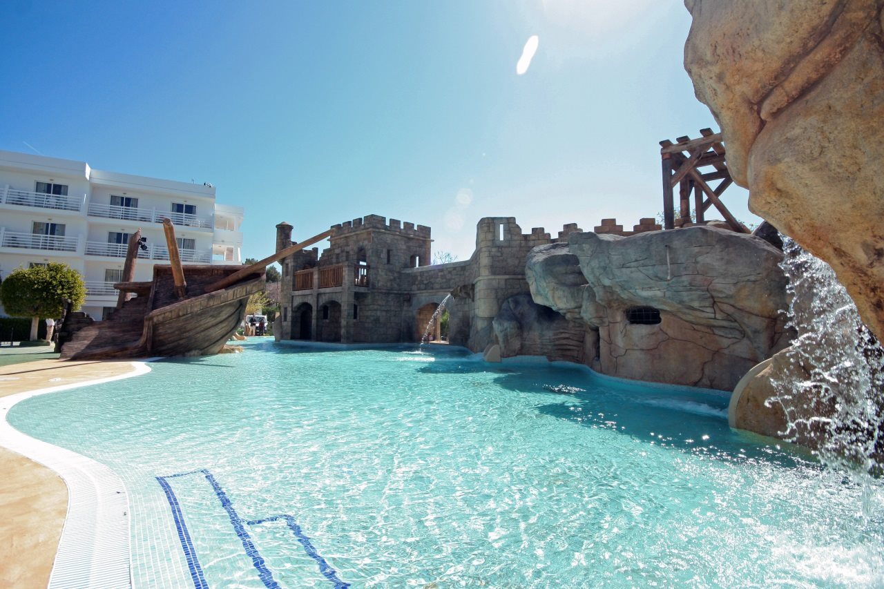 Pirates Village - carbon neutral hotel in Calvia