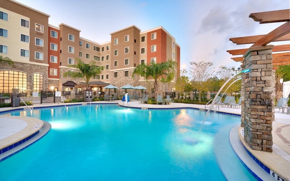 Holiday Inn Express & Suites Gainesville I 75 by IHG - photo 29