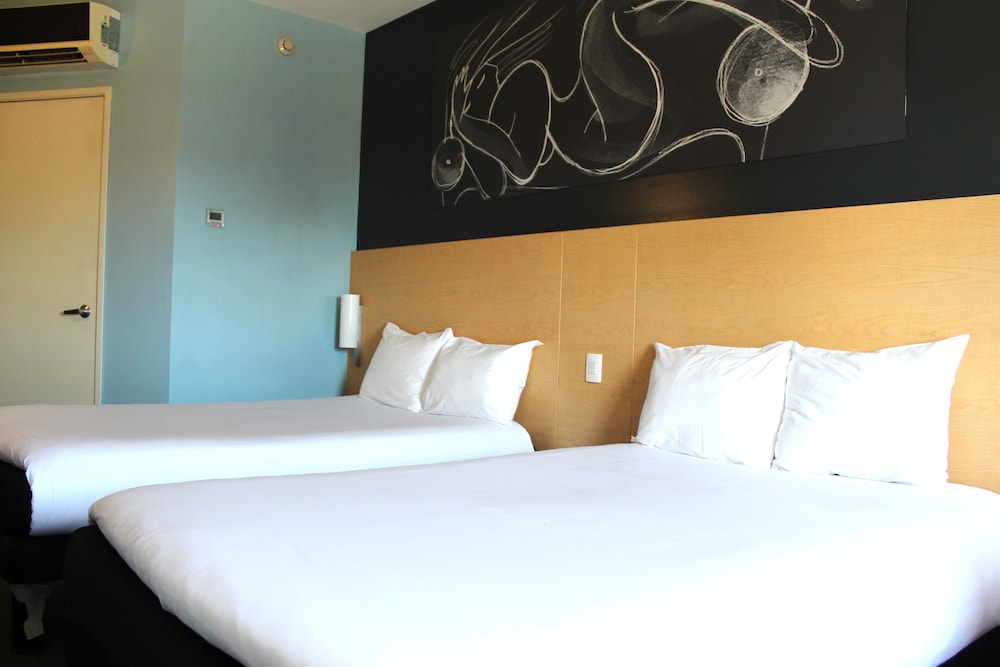 Ibis Culiacan