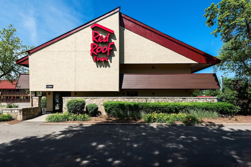 Red Roof Inn Rockford East Casino District - photo 36