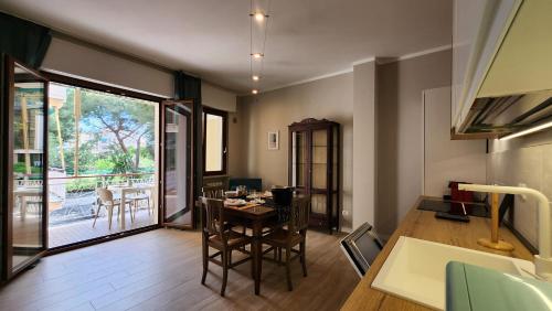 200m from the sea New flat with AC and WiFi — 4-Star Luxury Hotel in Loano, Italy
