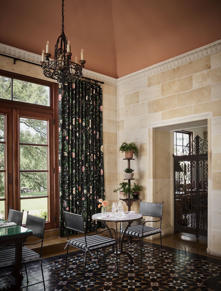 Commodore Perry Estate Auberge Collection - photo 48