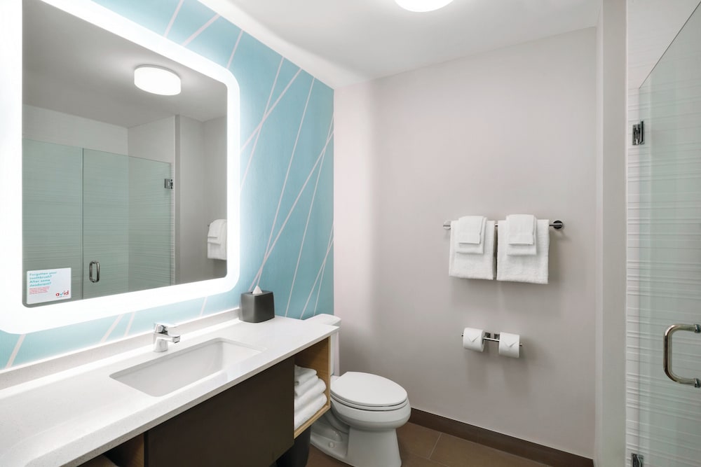 avid hotel Nashville Airport by IHG - photo 16