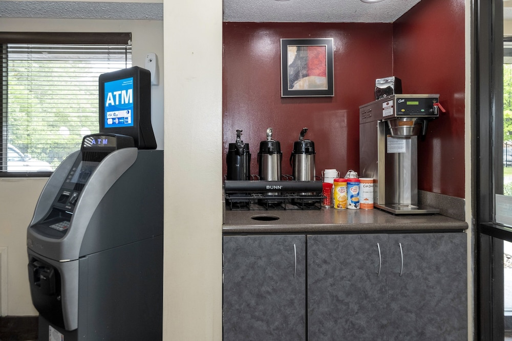 Red Roof Inn Chicago Lansing - photo 2