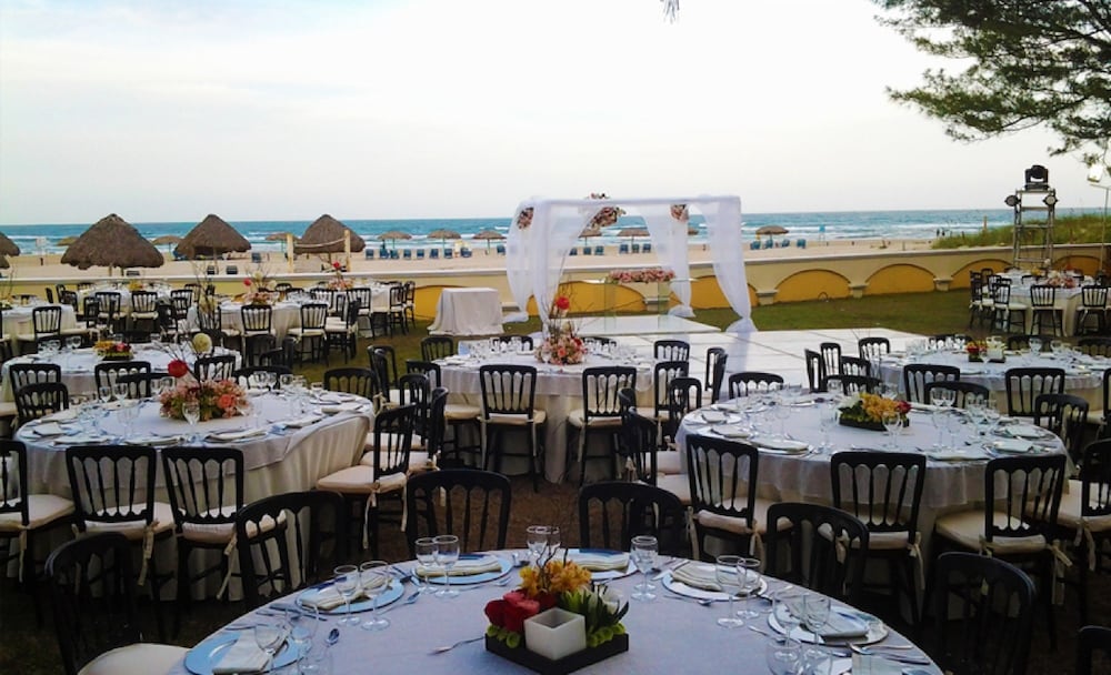 Outdoor Banquet Area