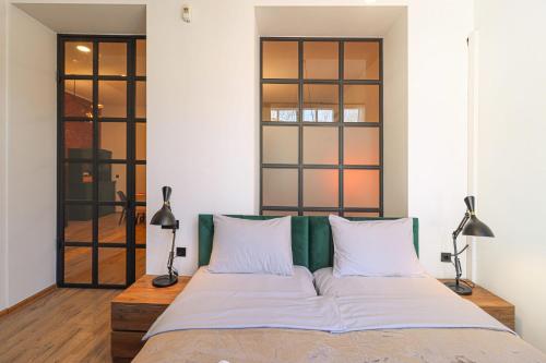 Stylish 1BR Apartment in Tbilisi By Wehost — 4-Star Luxury Hotel in Tbilisi, Georgia