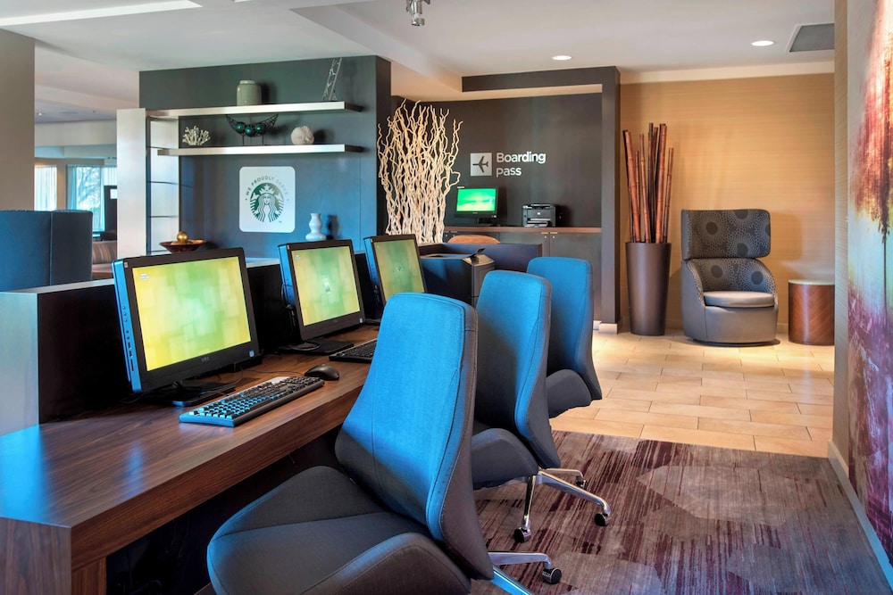 Courtyard by Marriott Mt. Laurel - photo 18