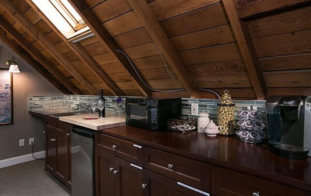 Noe's Nest Bed and Breakfast - photo 25