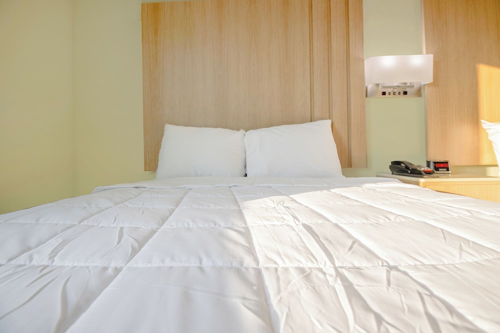 OYO Hotel Adairsville Calhoun South I 75 - photo 22