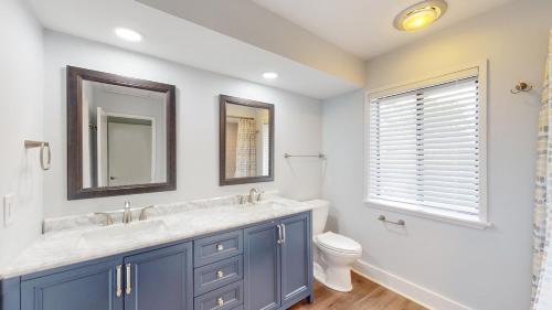 946 Inverness Village - photo 19