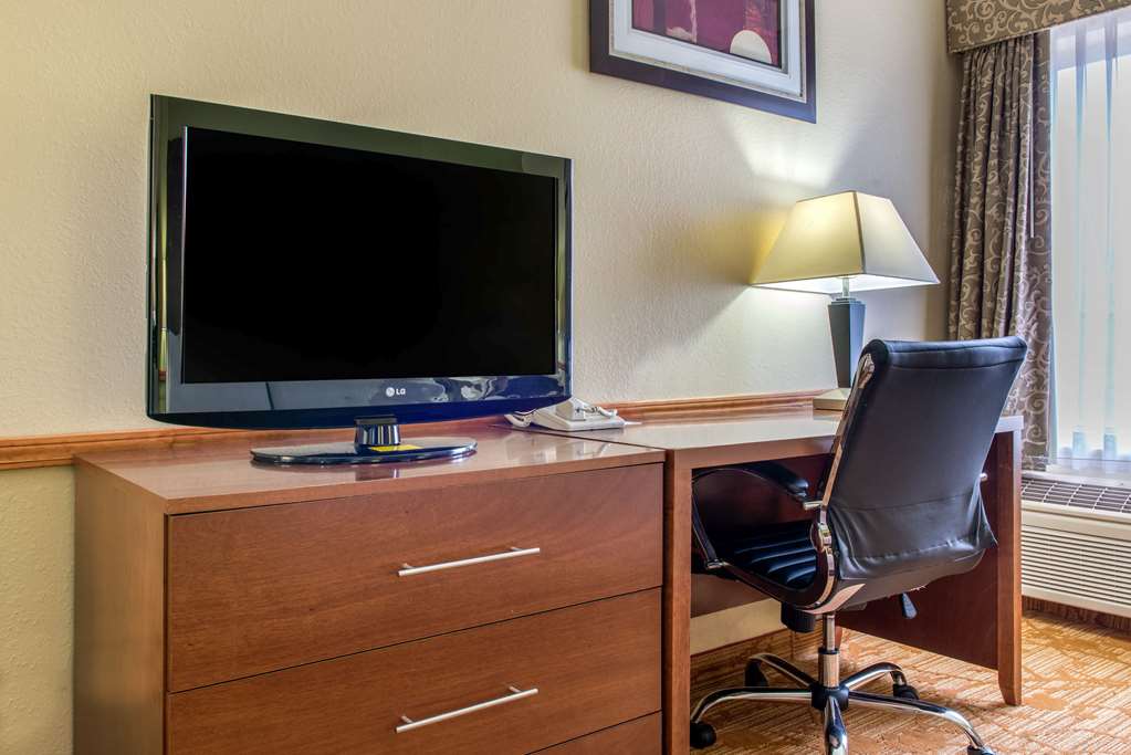 Quality Inn Jacksonville near I 72 - photo 9