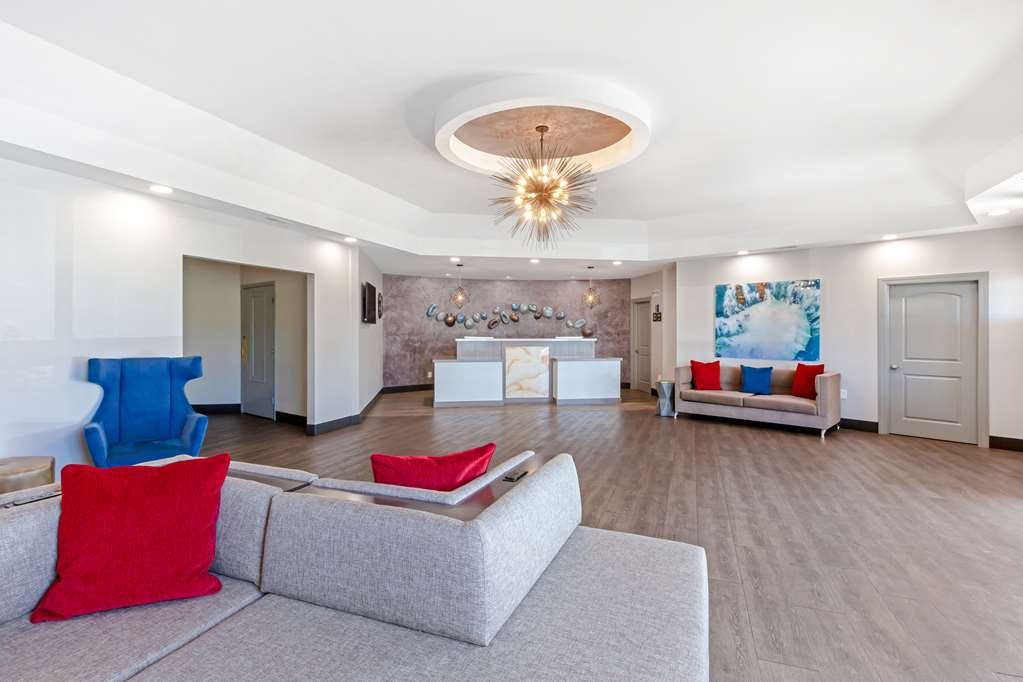 Best Western Summit Inn - carbon neutral hotel in Niagara Falls