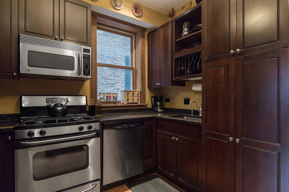 Chicago Guest House Wrigleyville - photo 15