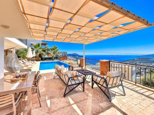 Villa Değerli — 4-Star Luxury Hotel in Kalkan, Turkey