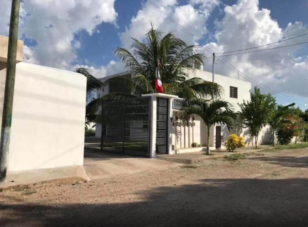 330 Hotel Altabrisa - carbon neutral hotel in Merida