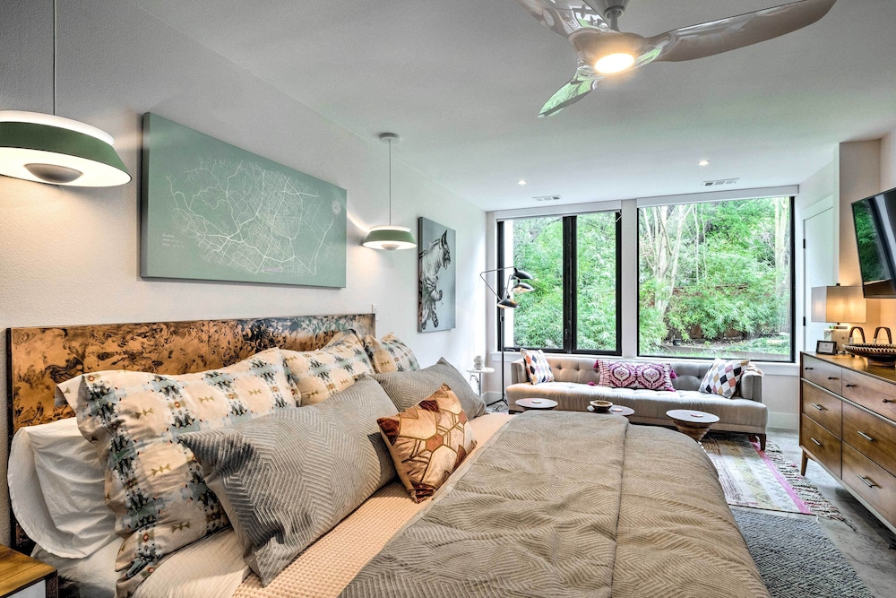Stunning Austin Retreat w Pool 5 Mi to Downtown — Austin — photo 3