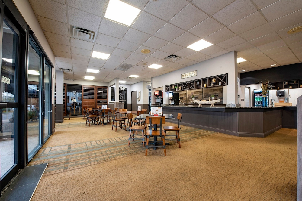 The Enclave Hotel and Suites - photo 47