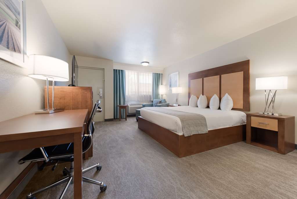 Best Western Foothills Inn - photo 10