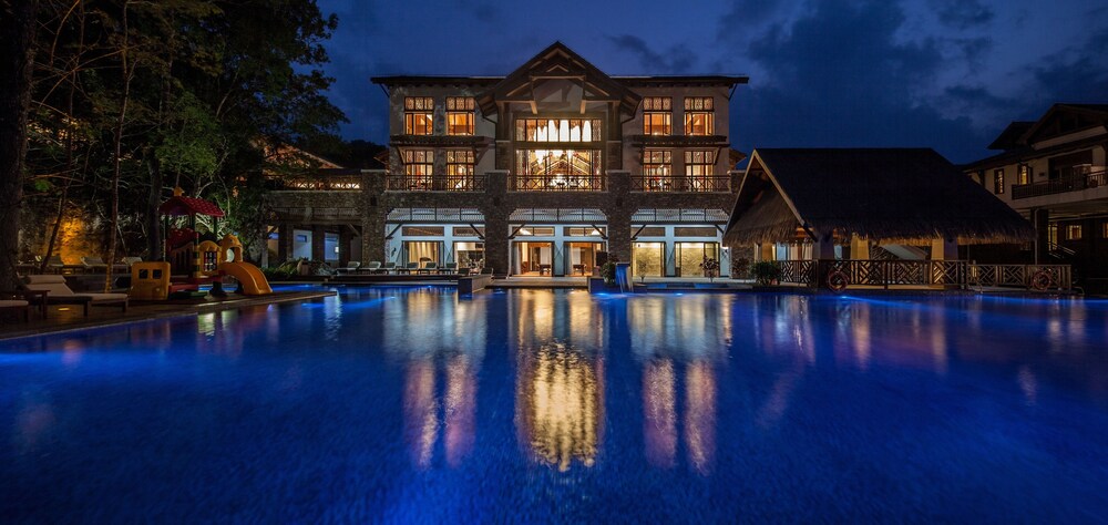 Wuzhishan Yatai Rainforest Hotel — 4-Star Luxury Hotel in Sanya, People's Republic of China