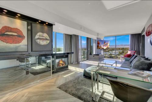The Adele Palazzo Suite at Palms Place