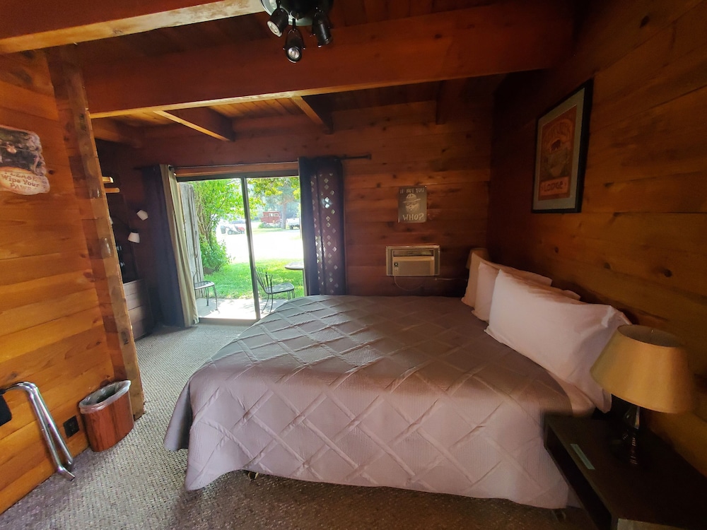 Virginian Resort - photo 14