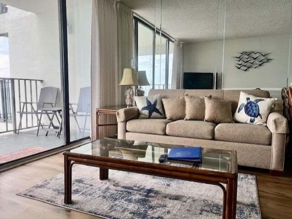 Royal Garden Resort 1412 2 Bedroom Condo by RedAwning - photo 11
