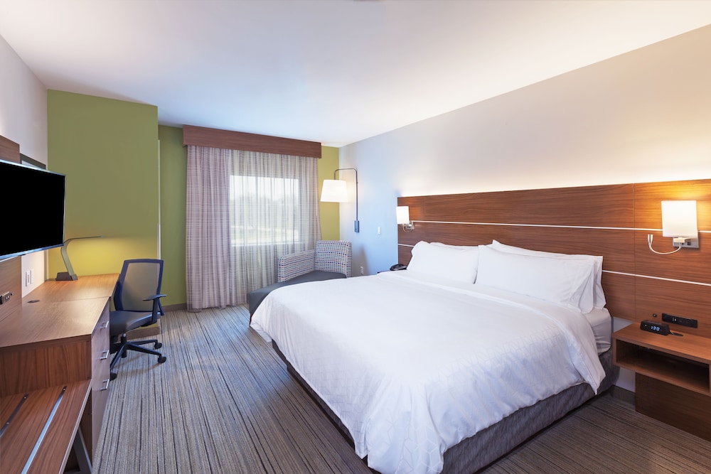 Holiday Inn Express & Suites Lenexa Overland Park Area by IHG - photo 8