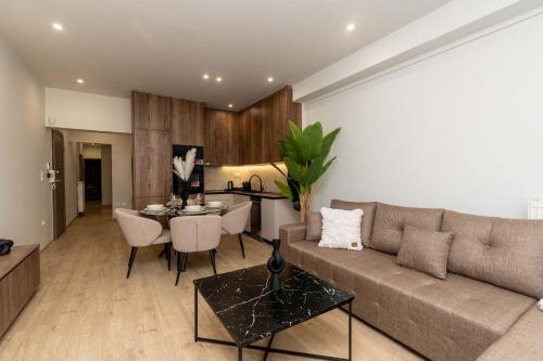Allure Mitropoleos by G&O — 4-Star Luxury Hotel in Thessaloniki, Greece