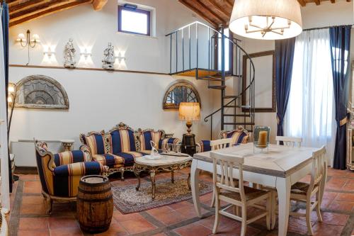 Il Mangia Luxury — 4-Star Luxury Hotel in Siena, Italy