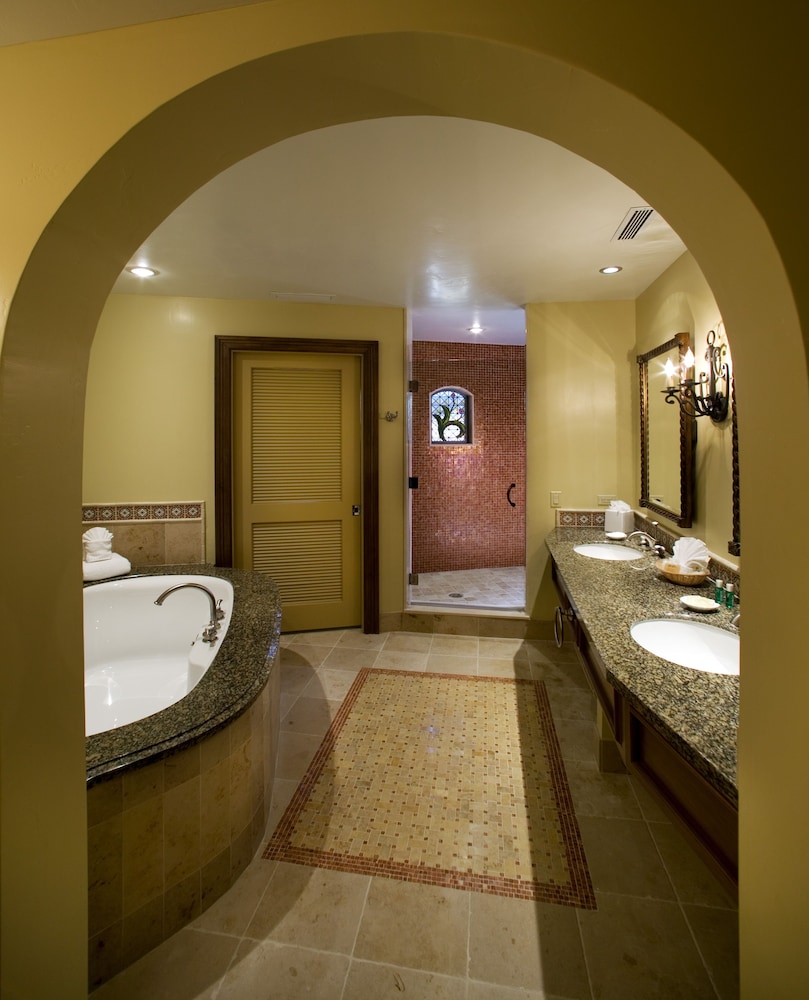 Harbor View Inn - photo 21