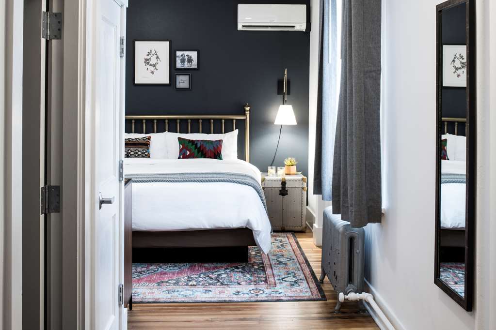 The Armstrong Hotel - photo 3