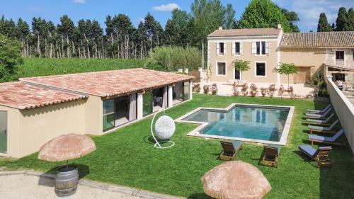 Le Champ des Cigales — hotel in Noves
