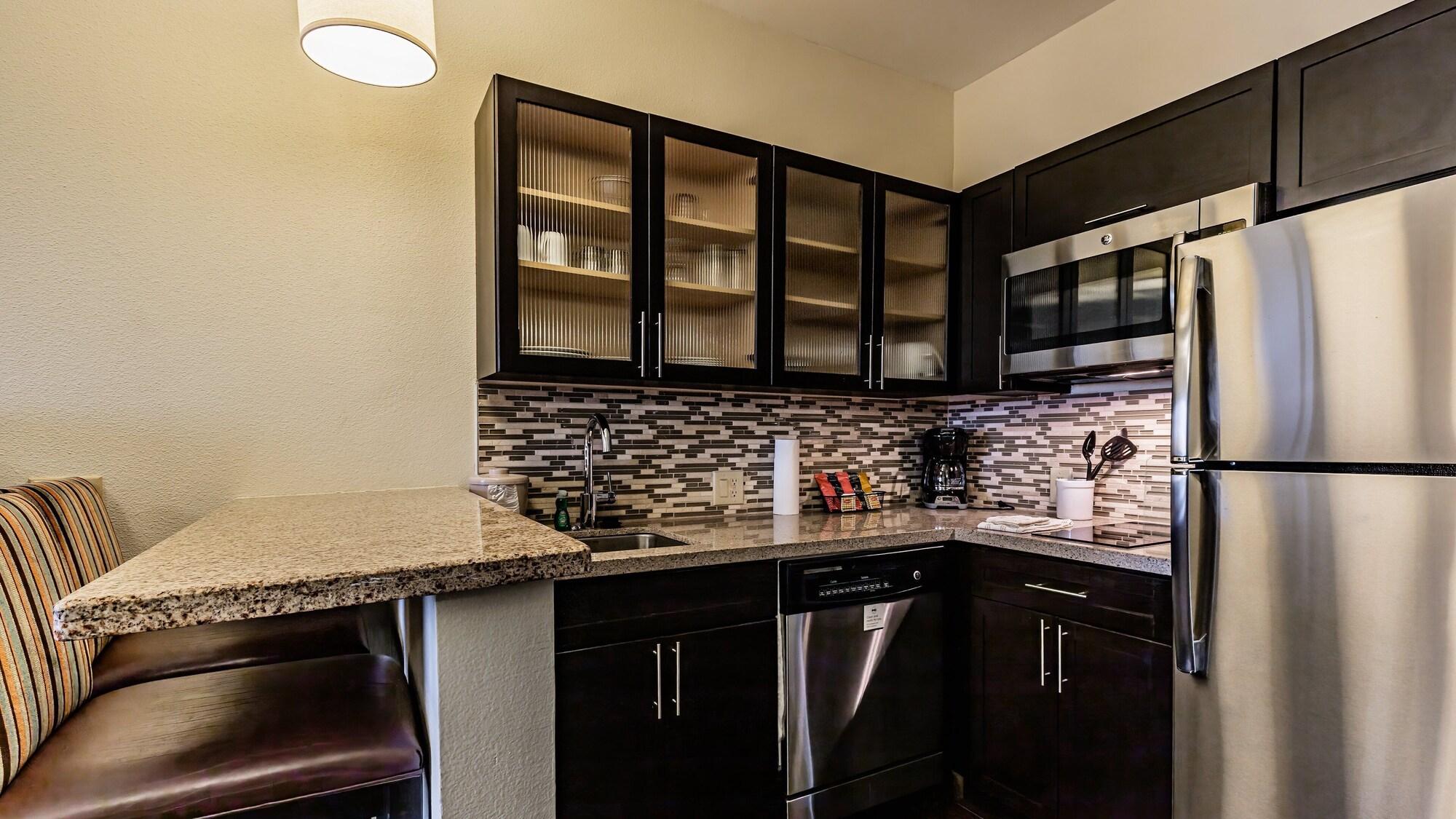 Staybridge Suites Laredo International Airport by IHG - photo 16