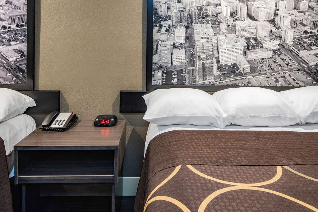 Super 8 by Wyndham North Hollywood - photo 30