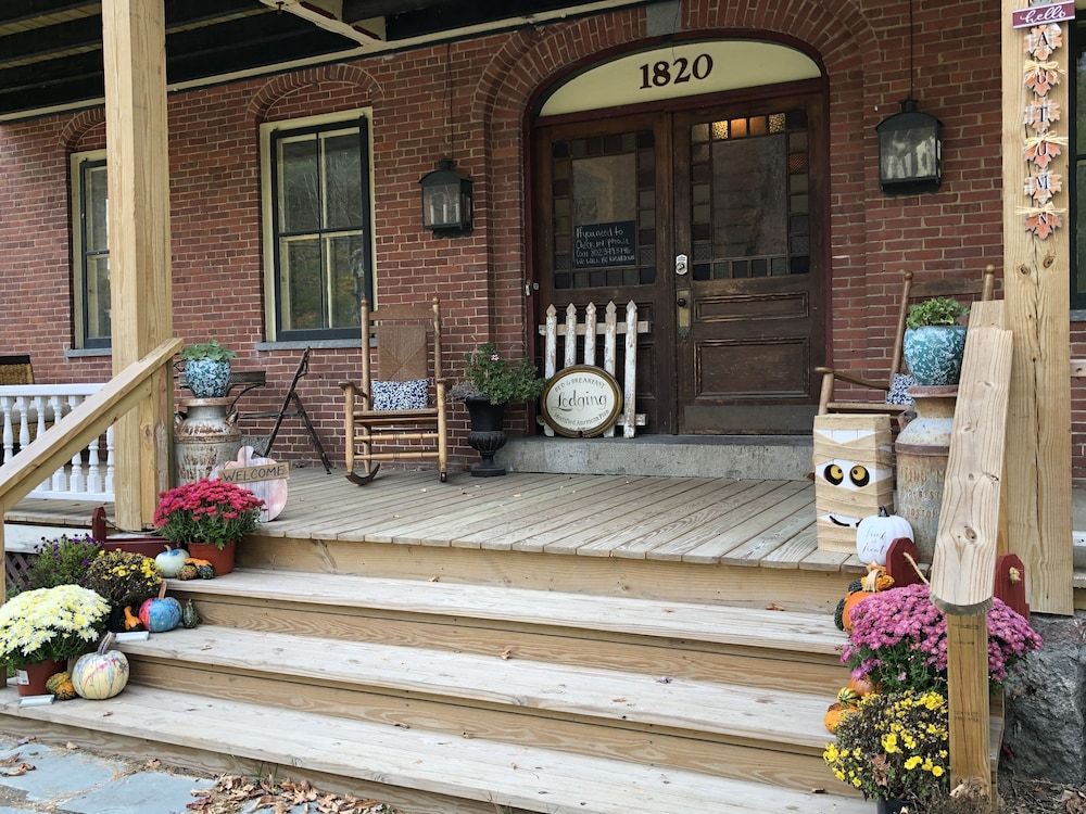 Rowell S Inn - photo 4