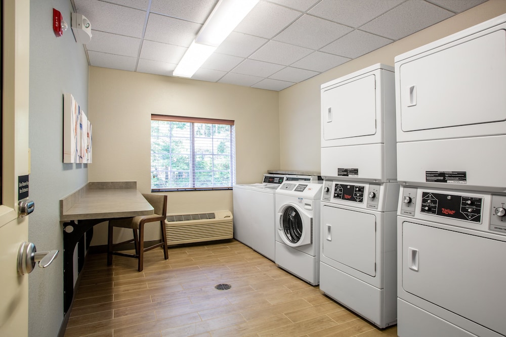 Candlewood Suites Apex Raleigh Area by IHG - photo 33