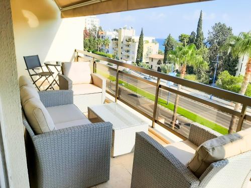 Samson Sea Breeze 3bed sleeps 6 free WiFi